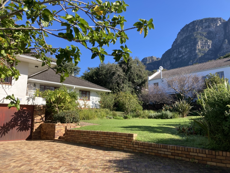 To Let 3 Bedroom Property for Rent in Newlands Western Cape